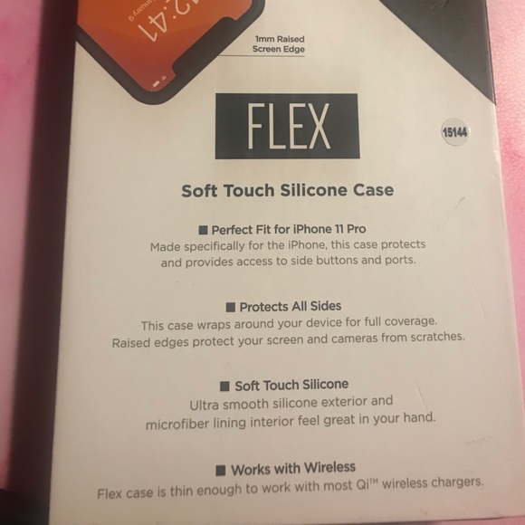 Merkury Flex iPhone 11 Pro case - Picture 2 of 2